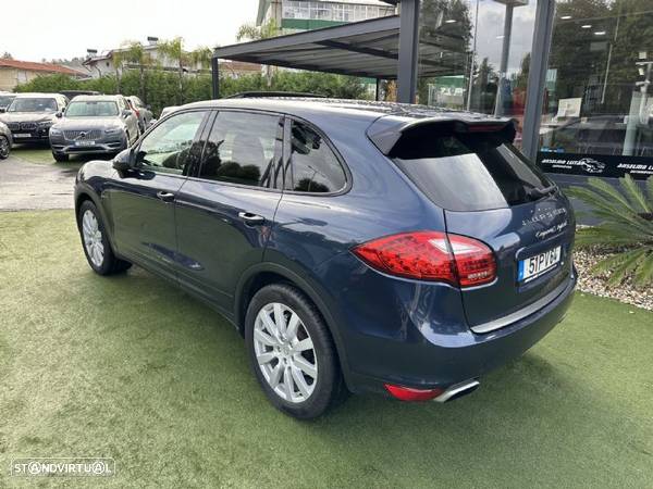 Porsche Cayenne S Hybrid - 13