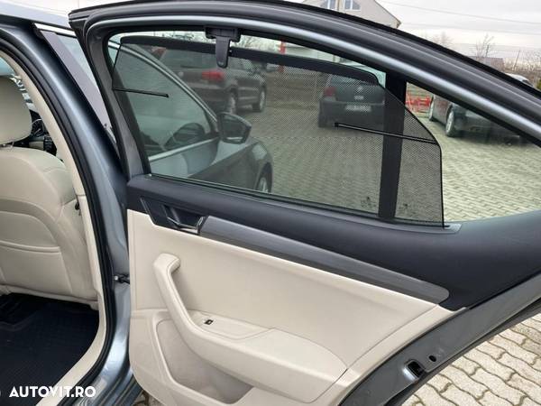 Skoda Superb 2.0 TDI DSG Laurin & Klement - 40