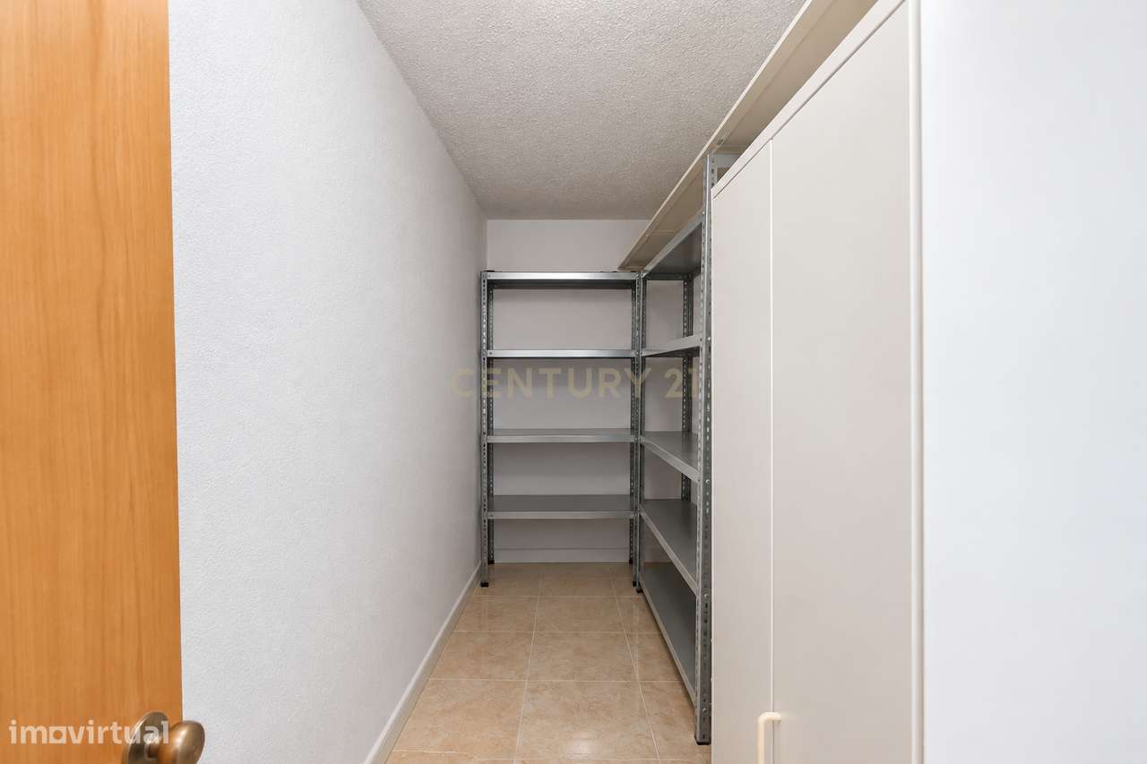 Apartamento T3 na Quinta Grande, Alfragide-22