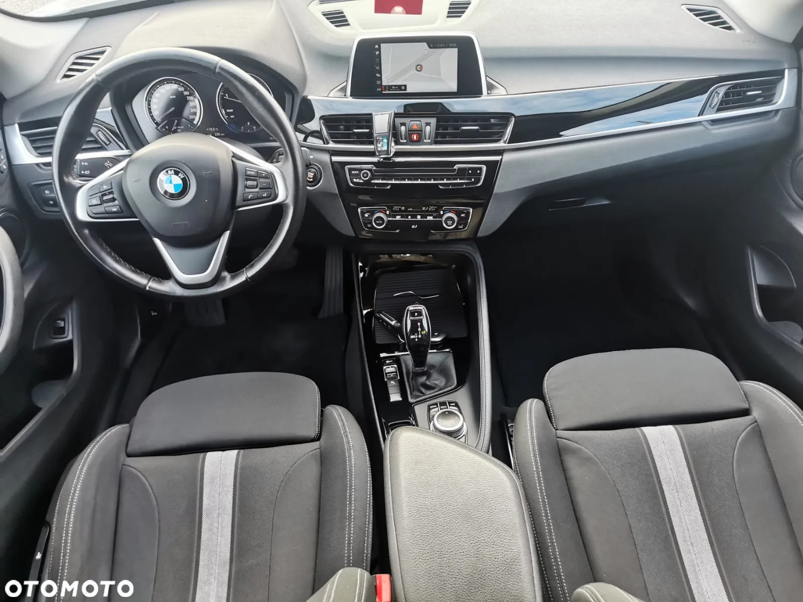 BMW X1 sDrive18d - 15