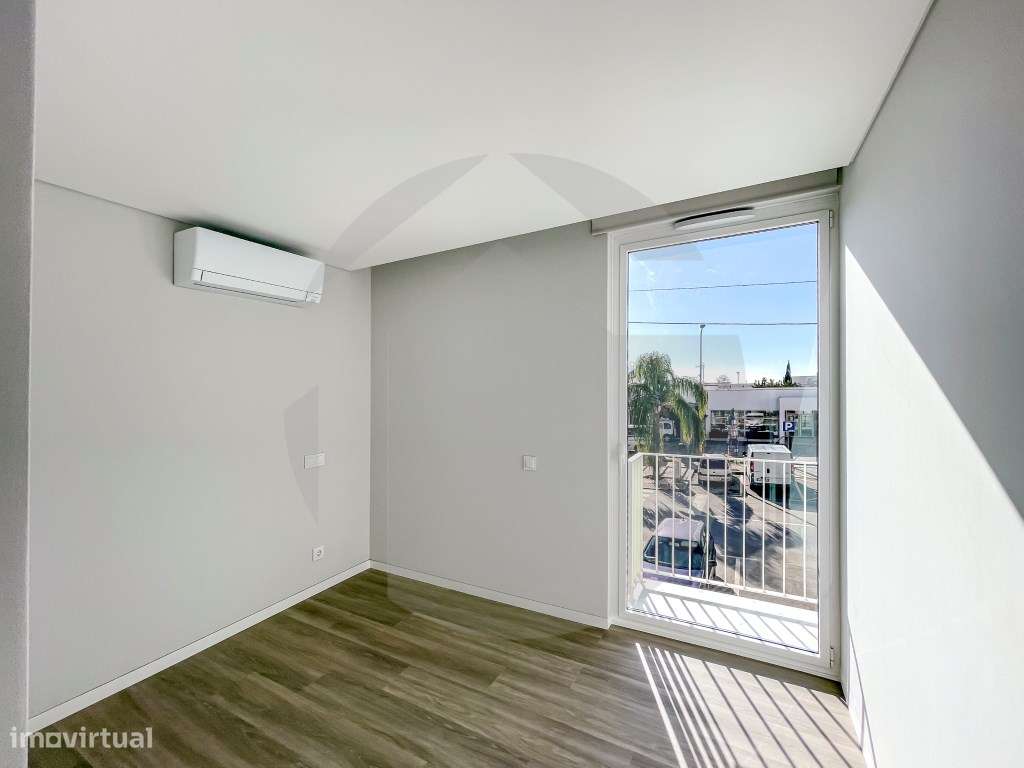 Apartamento T3 Moderno em Almancil com Excelente Localização - Grande imagem: 5/16
