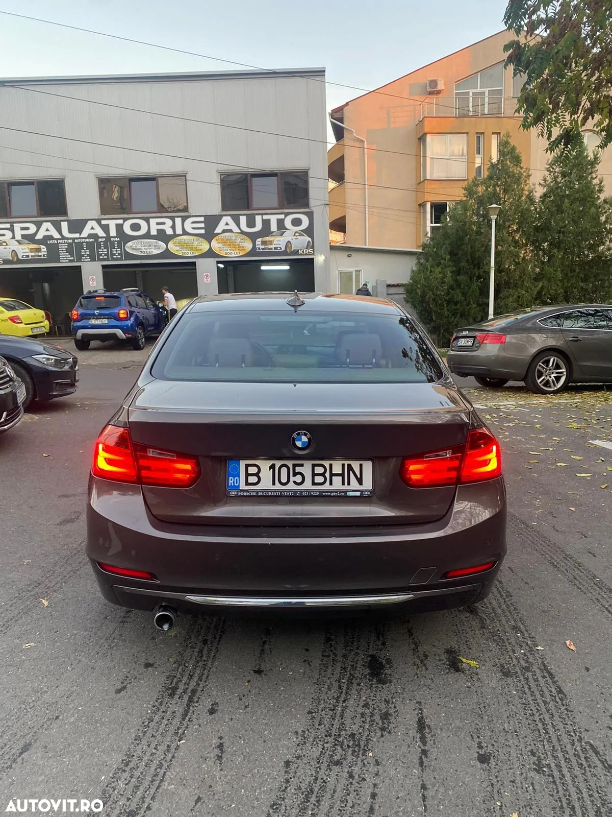 BMW Seria 3 318d Aut. - 4