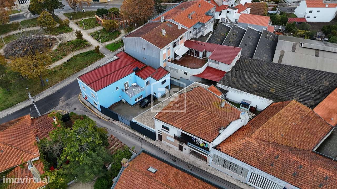 Moradia T5 centro Marinha - Grande imagem: 5/39