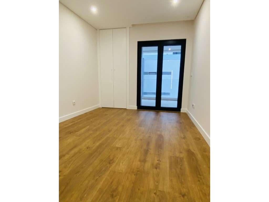 Apartamento de Luxo T3 novo em Montijo-14