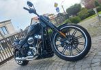 Harley-Davidson Softail Breakout - 30