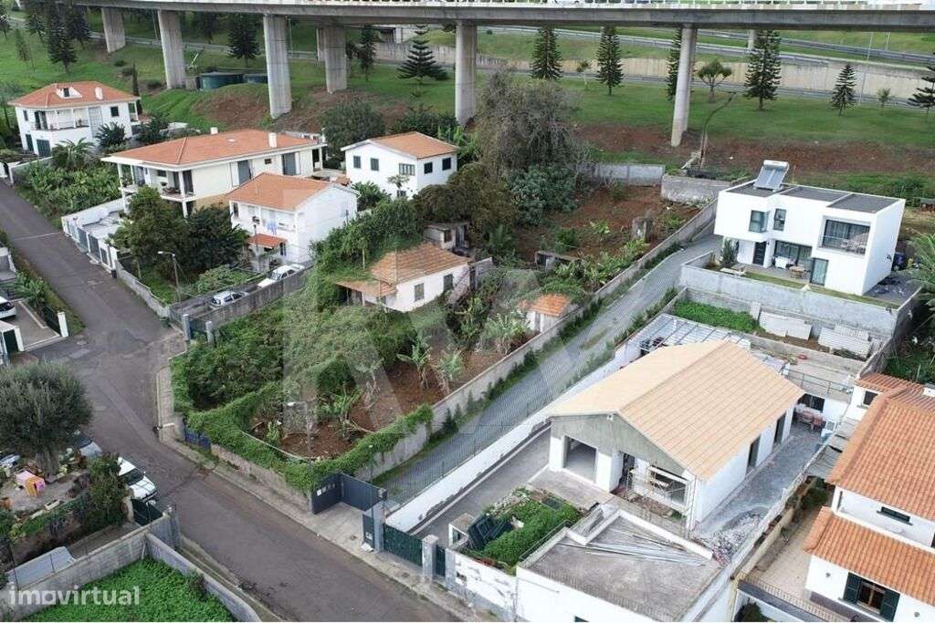 Moradia T3 em construção - 3 suites -São Martinho, Funchal - Fração D - Grande imagem: 5/8