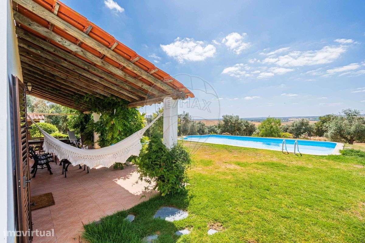 Moradia T4 para venda-49