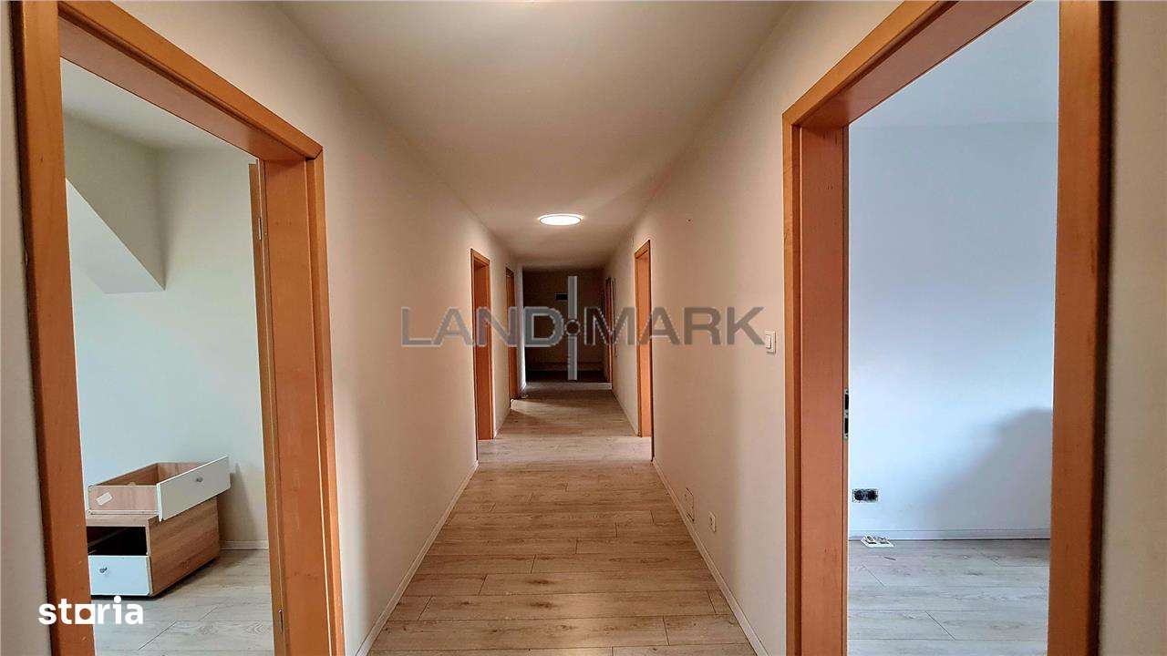 Casa cu 10 camere de vanzare,  zona Semicentrala,-11