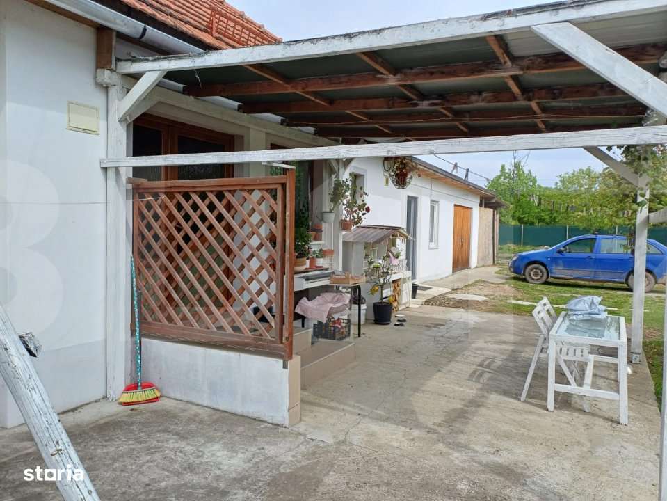 Blitz Arad va ofera spre vanzare casa superba in Loc. Varfurile Jud. A - Imagine principală: 1/13