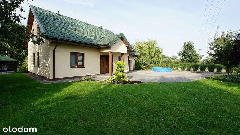 Dom na działce 2914 m2 - Pełny obrazek: 1/20