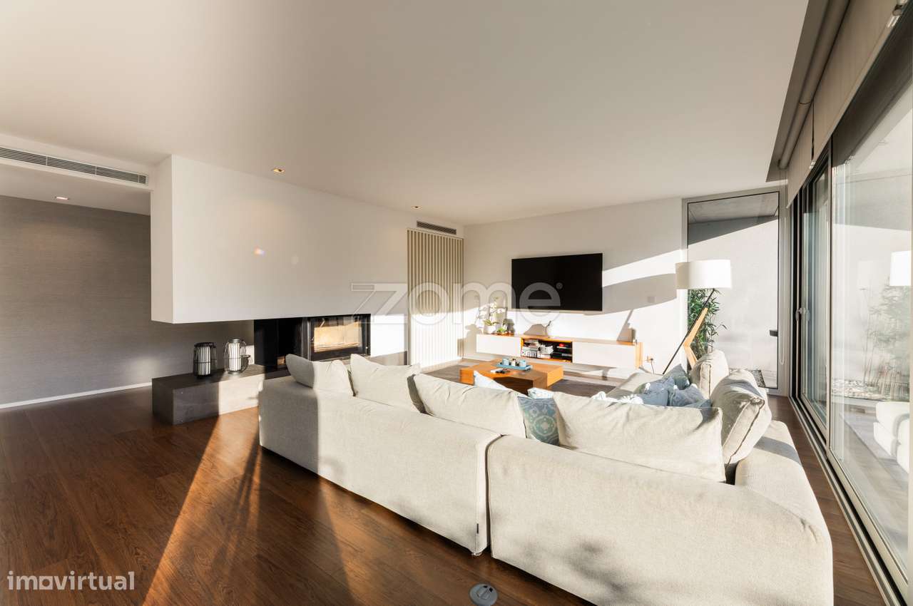 Moradia T4 com piscina em Tenões, Braga - Grande imagem: 5/54