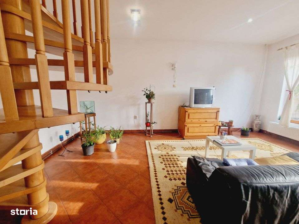 Casa de vanzare, Oradea zona Cantemir/ Muntele Gaina din Oradea - Imagine principală: 5/19