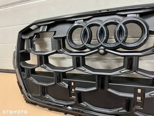 GRILL AUDI Q7 4M0 LIFT 2024 4M0853651BD ATRAPA ZDERZAKA AUDI Q7 II LIFT - 2