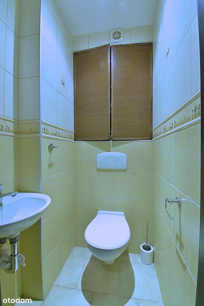 OKAZJA! 3 pokoje z oddzielną kuchnią i balkonem-15