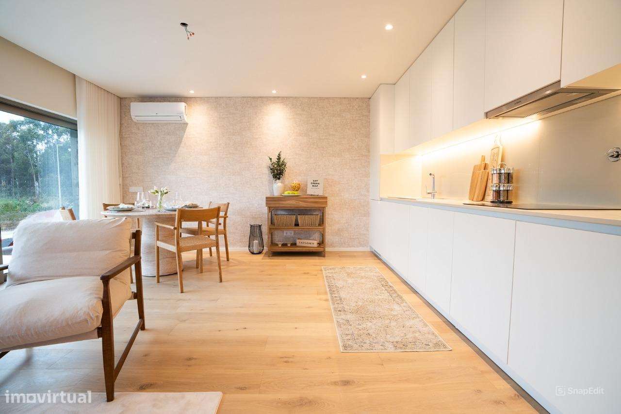 Apartamento T3 com 4 wc varanda e garagem - Grande imagem: 4/21