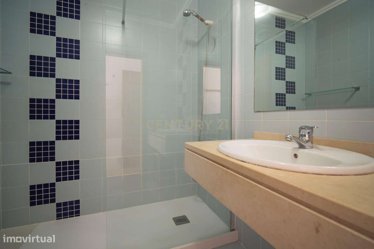 Onde o Mar é Vizinho: Moradia T2+1 com Vista Panorâmica-19