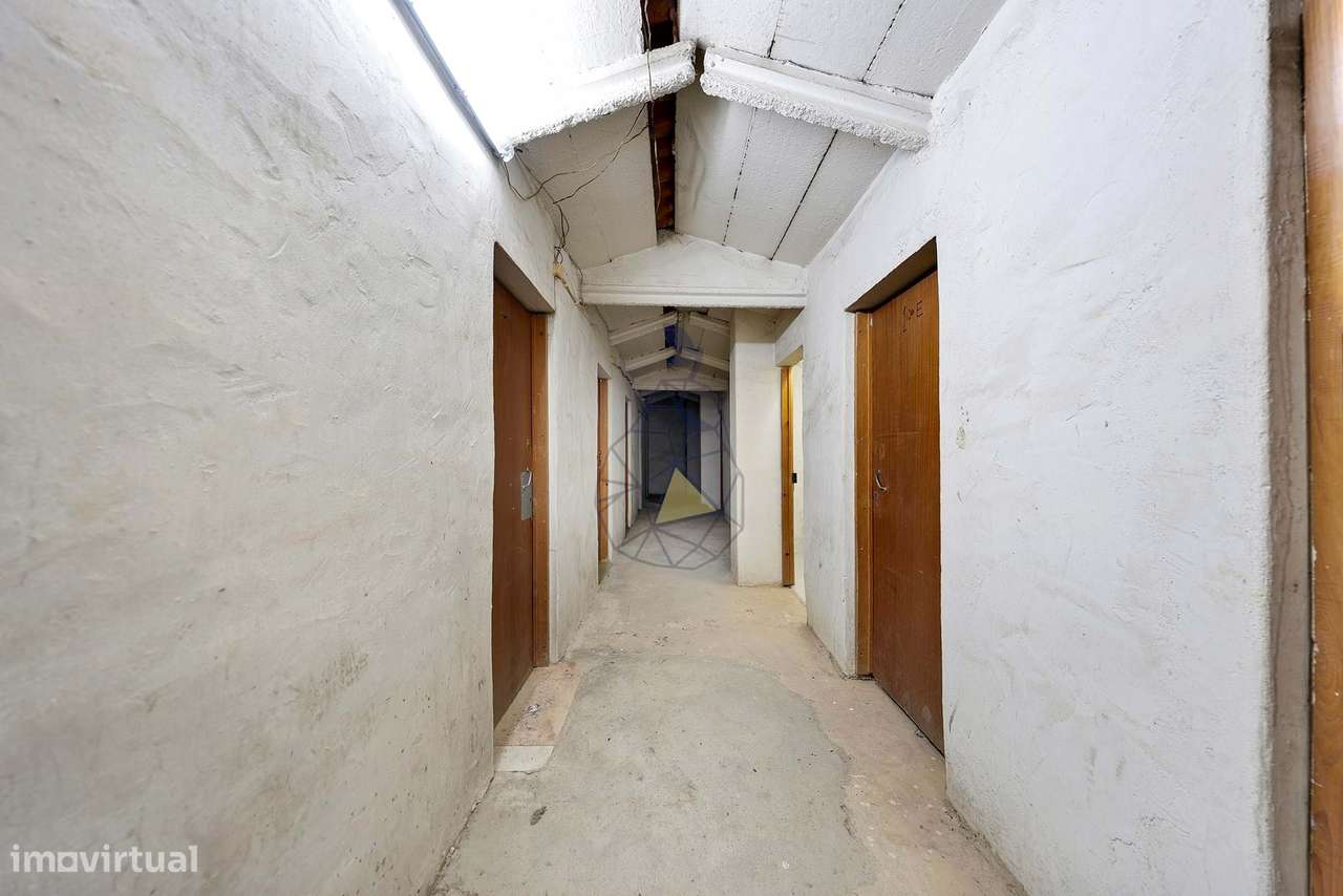 Apartamento T2 virado a Sul , com Garagem na Vila Rosa - Portimão-35