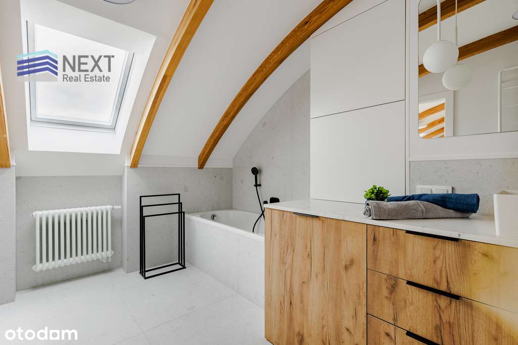 Wyjątkowy dwupoziomowy apartament w Śródmieściu-12