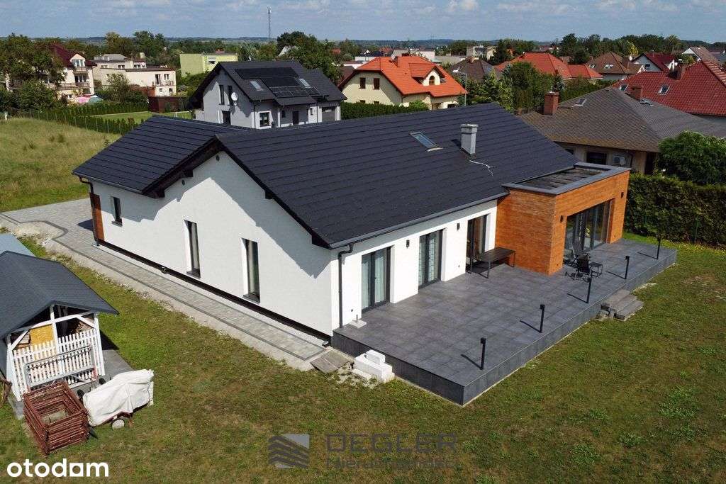 Dom, który zachwyca przestrzenią i detalami. - Pełny obrazek: 4/19