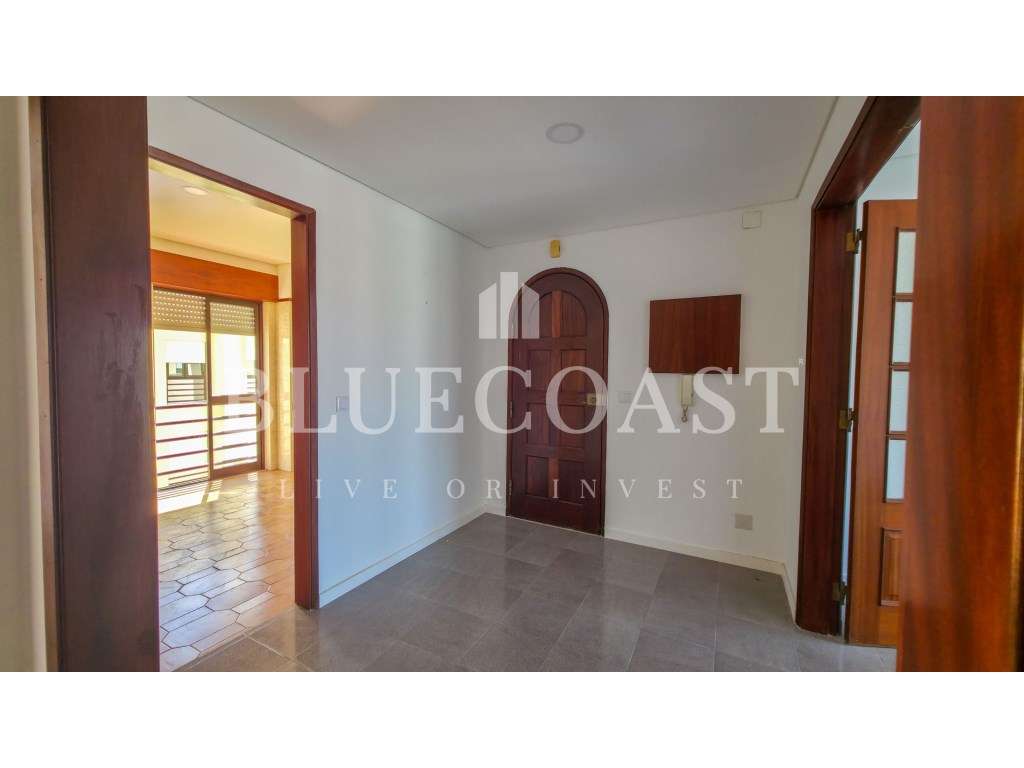 Oportunidade! Apartamento T2 com excelente luz natural-13