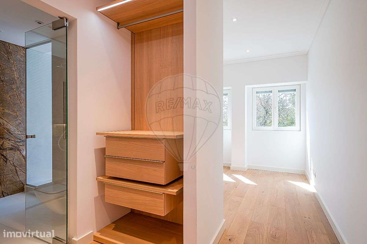 Moradia T6 para venda-6