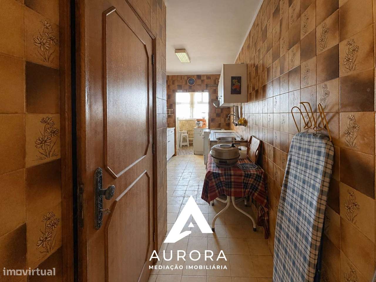 Apartamento T2 com excelente potencial de valorização-6