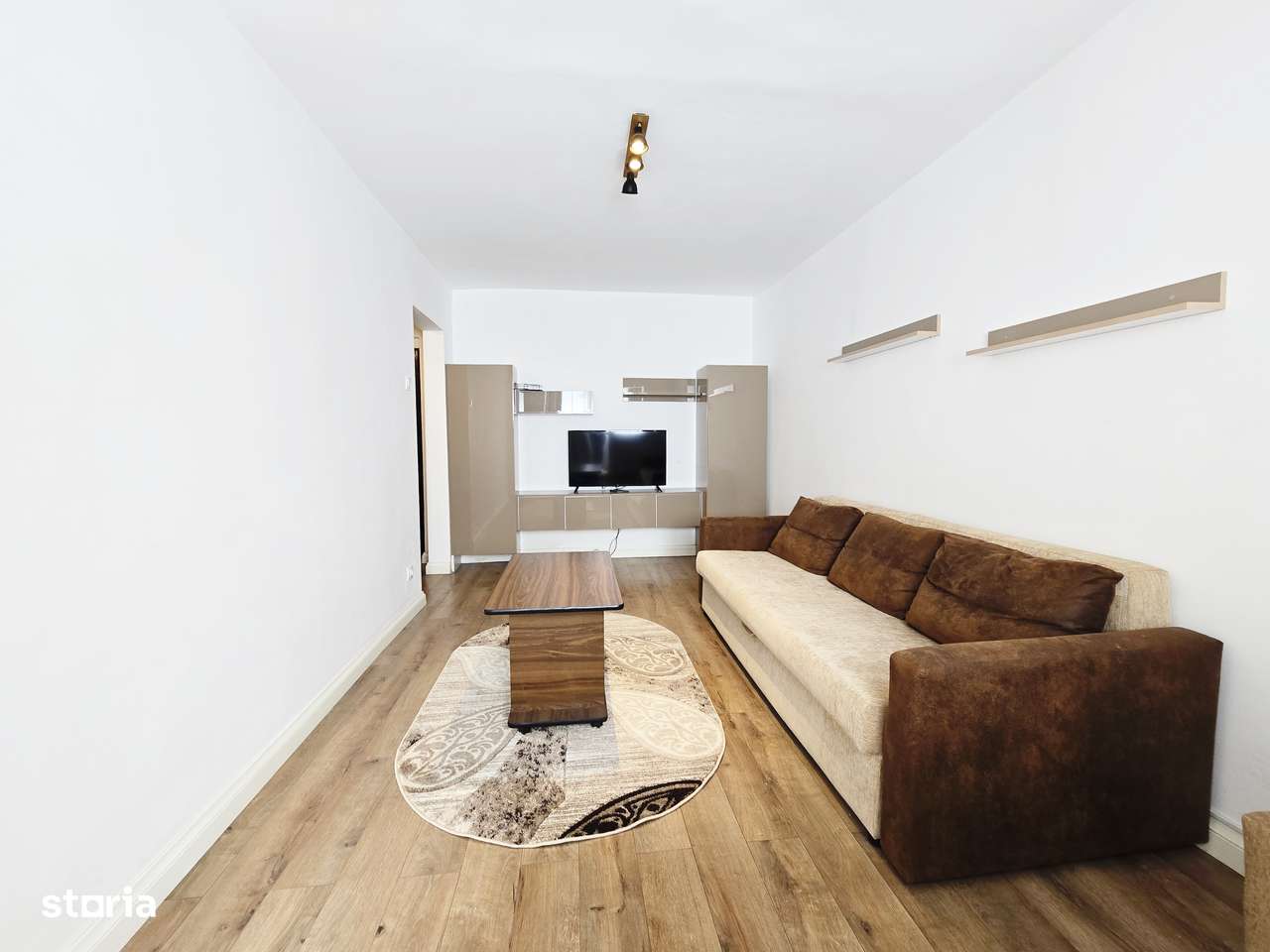 Garsonieră modernă, confort 1, etaj 2 - zona centrală-1