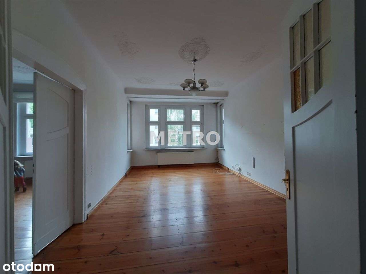 M-5 w pobliżu Teatru Polskiego - Pełny obrazek: 2/20