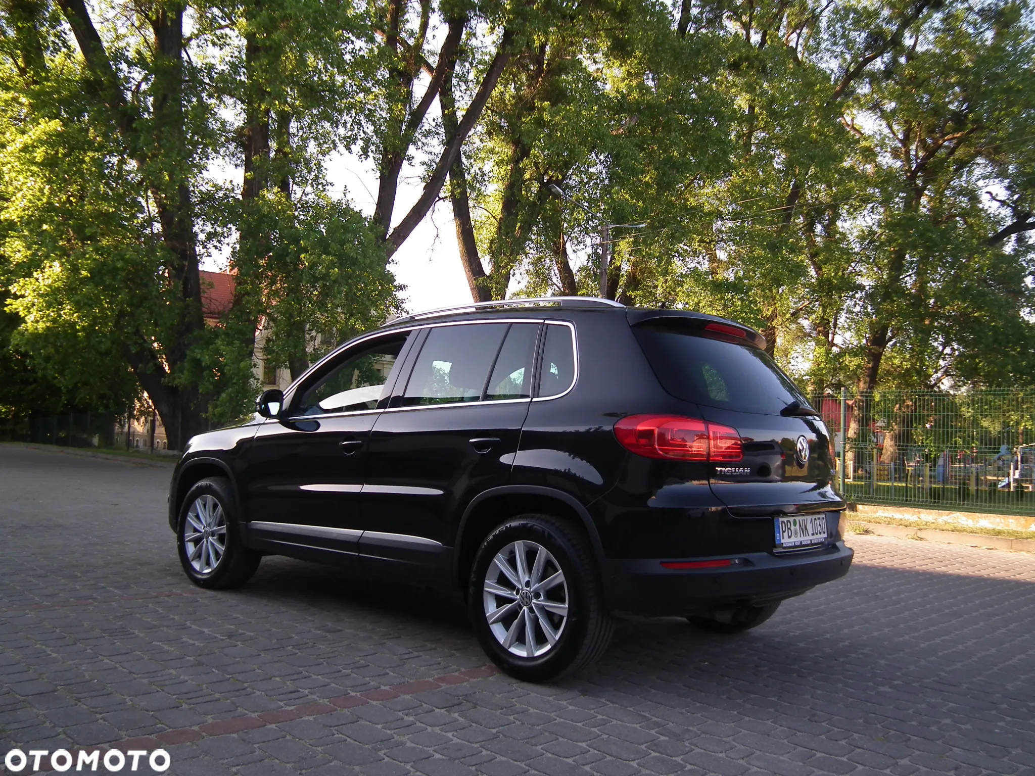 Volkswagen Tiguan 2.0 TDI BlueMot Sport&Style - 3