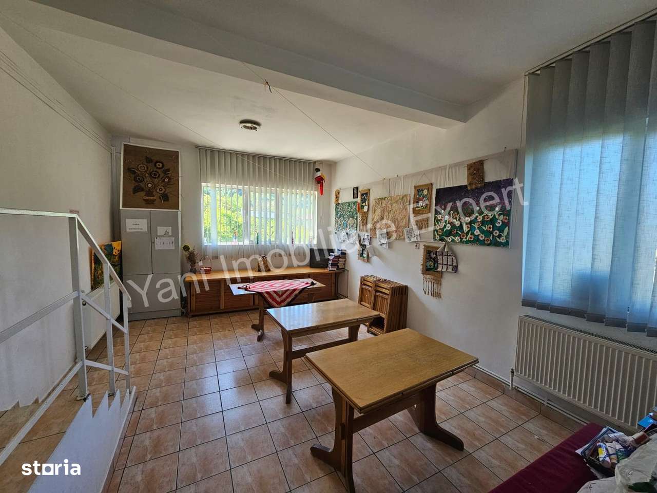 Casă de vânzare în Curtea de Argeș, zona Valea Sasului. - Imagine principală: 4/20