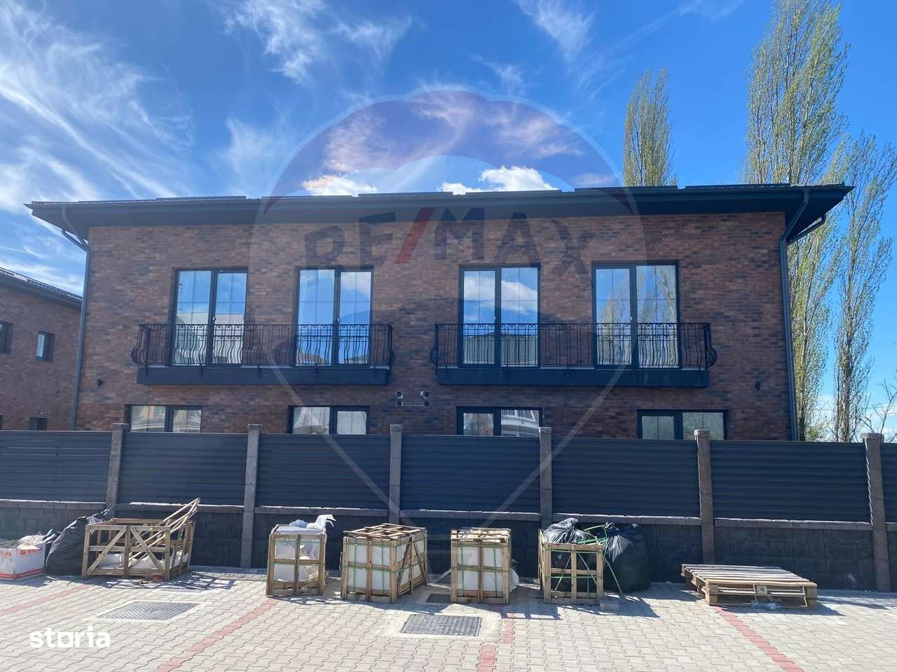 DE VANZARE Vila tip Quadruplex OTOPENI-8