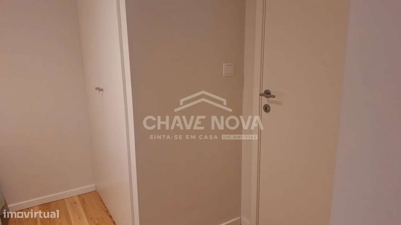 APARTAMENTO T1 EVOLUTIVO COM GARAGEM BOX | SANTO OVÍDIO | V. N. GAIA-6