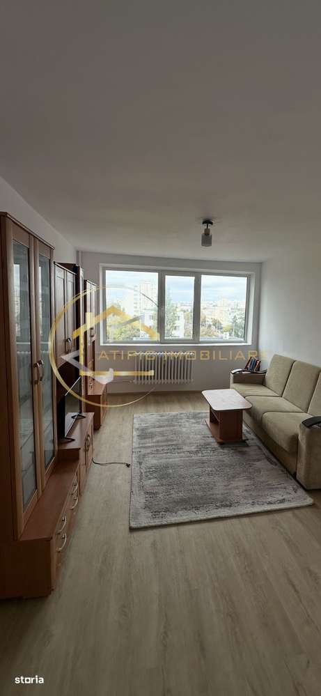 Garsoniera de vanzare in zona Podu Ros - Piata Nicolina - Imagine principală: 4/7