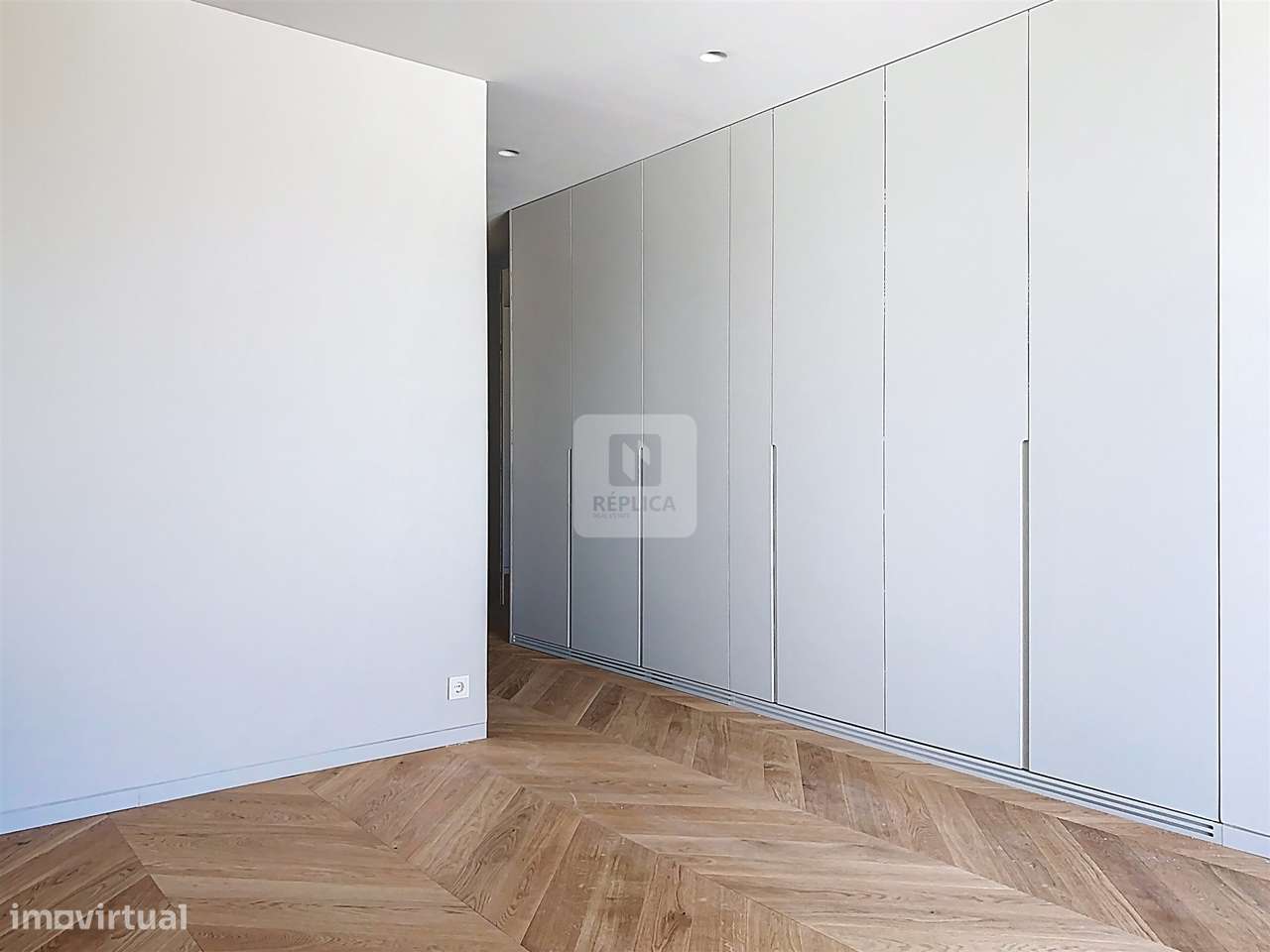 Apartamento T3 na Foz do Douro com Varanda | Nevogilde, Porto-18