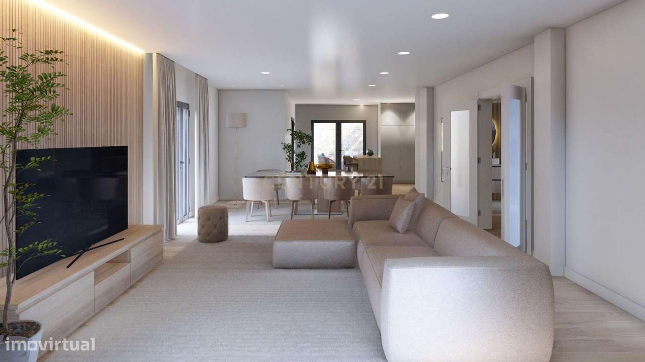 Moradia T4 na Venda do Pinheiro — Elegância, Conforto e Qualidade de V-7