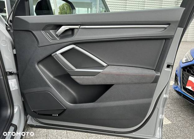 Audi RS Q3 - 24