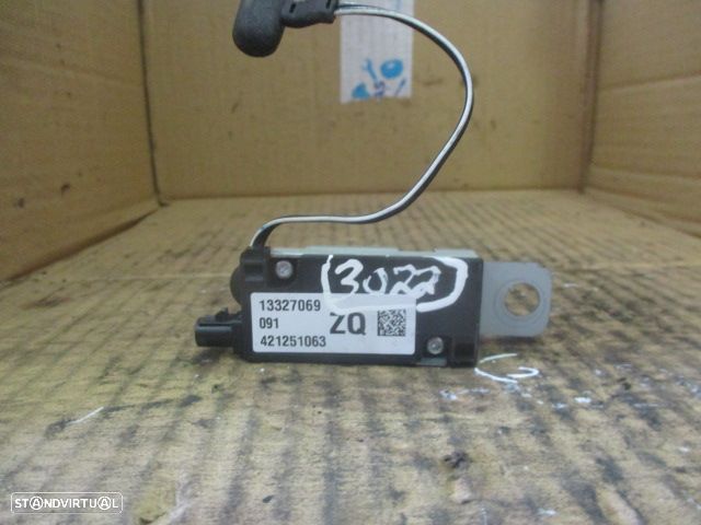 Peça - Antena 13327069 091 421251063 Opel Insignia 2010