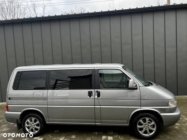 Volkswagen Multivan - 28