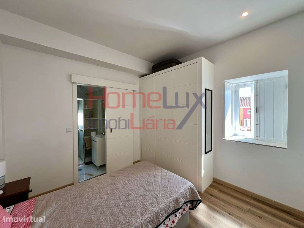 Andar moradia de Charme T2 junto ao Parque Oriental-13