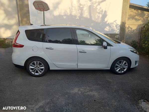 Renault Grand Scenic dCi 130 FAP Dynamique - 2