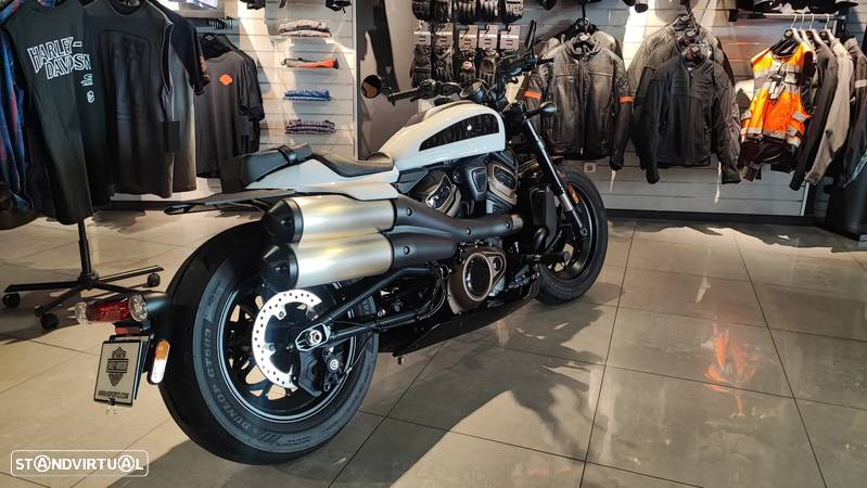 Harley-Davidson Sportster S - 6