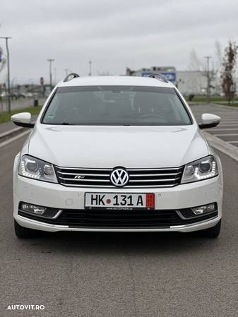 Volkswagen Passat Variant 2.0 Blue TDI SCR Highline - 9