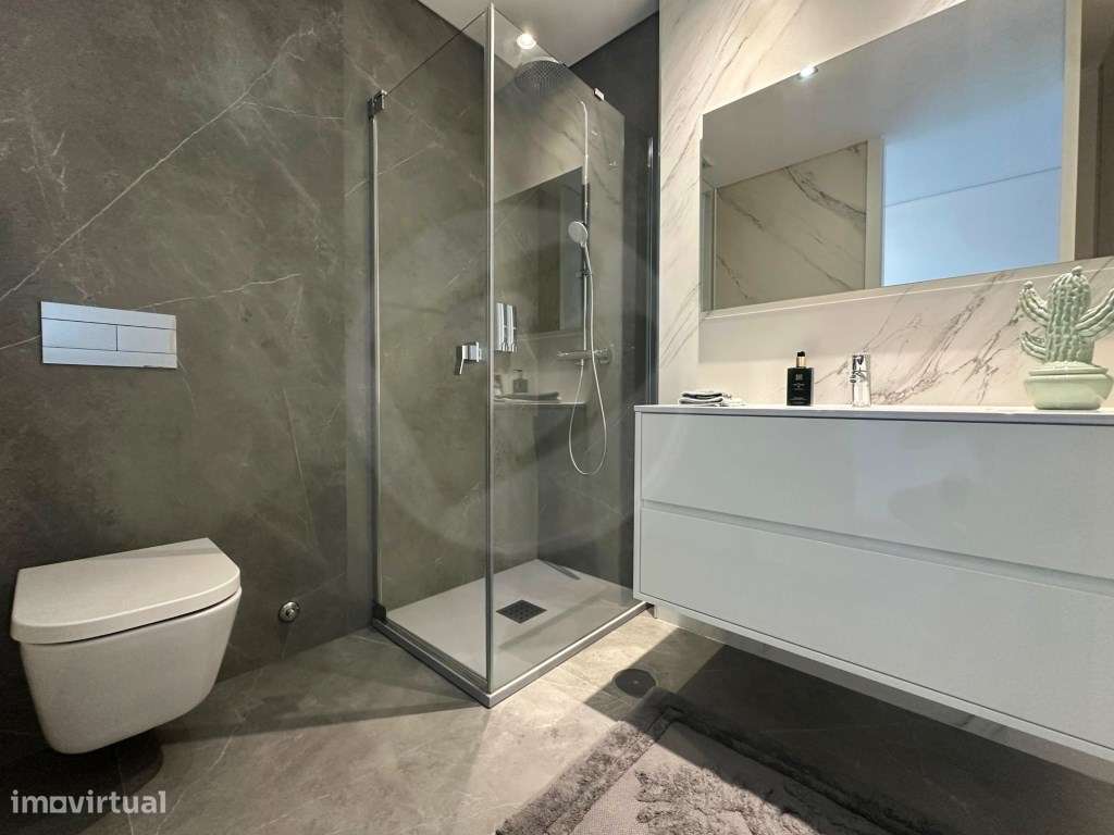 T2 de Luxo em 1ª Linha de Mar em Vila do Conde-27