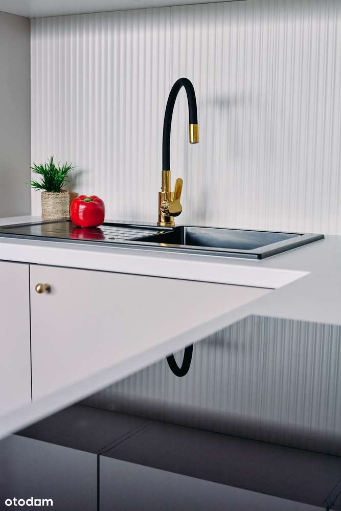 Mieszkanie 4-pokojowe PO GENERALNYM REMONCIE winda,  miejsce postojowe-5