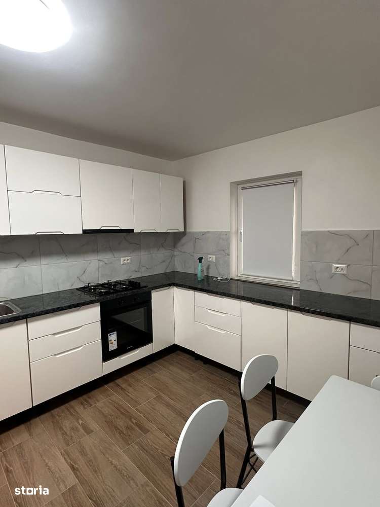 De inchiriat apartament 3 camere, renovat integral, mobilat și utilat - Imagine principală: 1/12