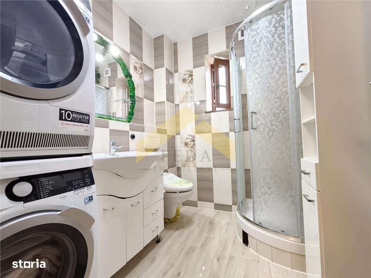 Apartament 3 camere de vanzare zona Bujac bloc NOU-5