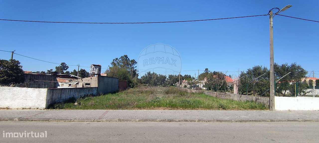 Terreno Urbano de 640 m² em  Quinta da Marquesa - Grande imagem: 3/9