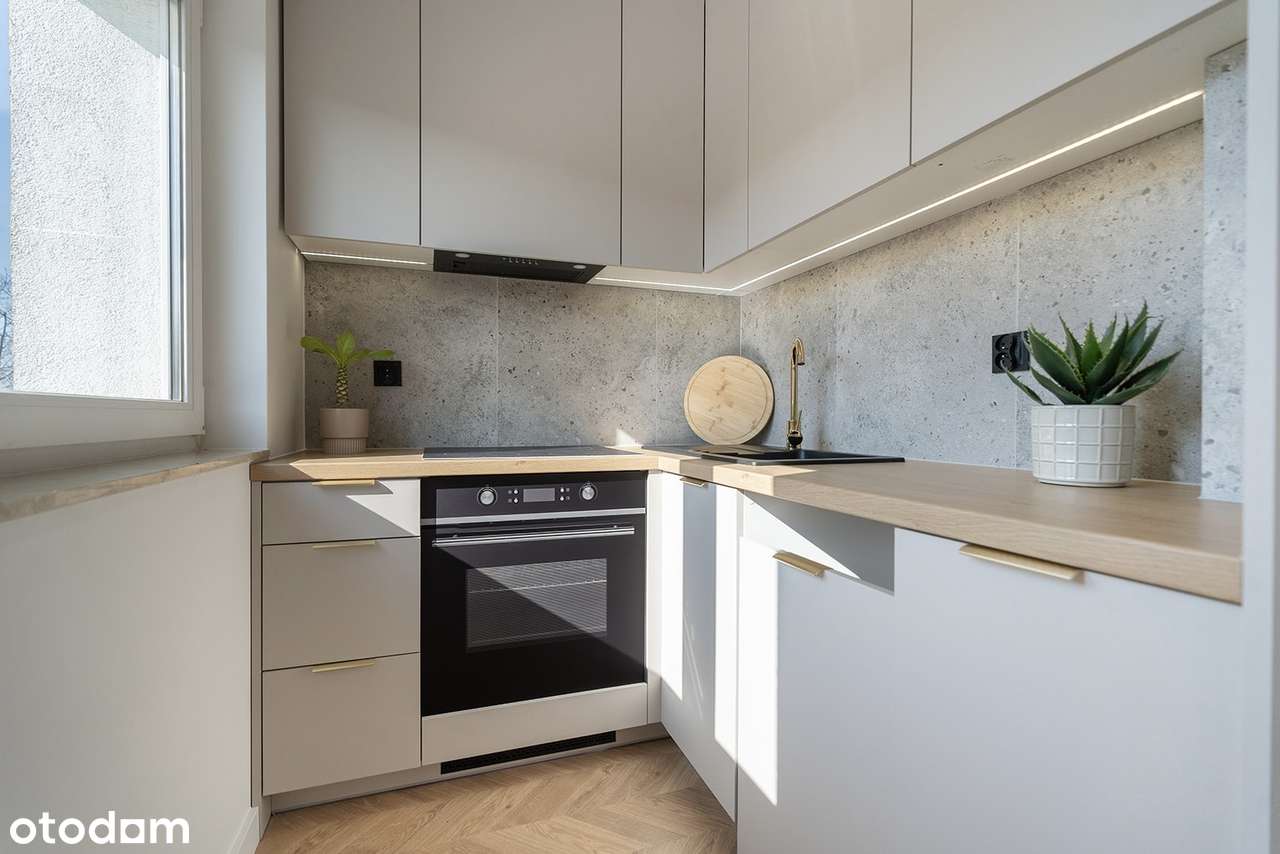 Nowe wnętrze po remoncie! 3 pokoje z balkonem-1