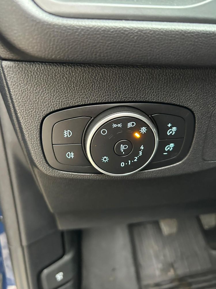 Ford Focus - foto 18