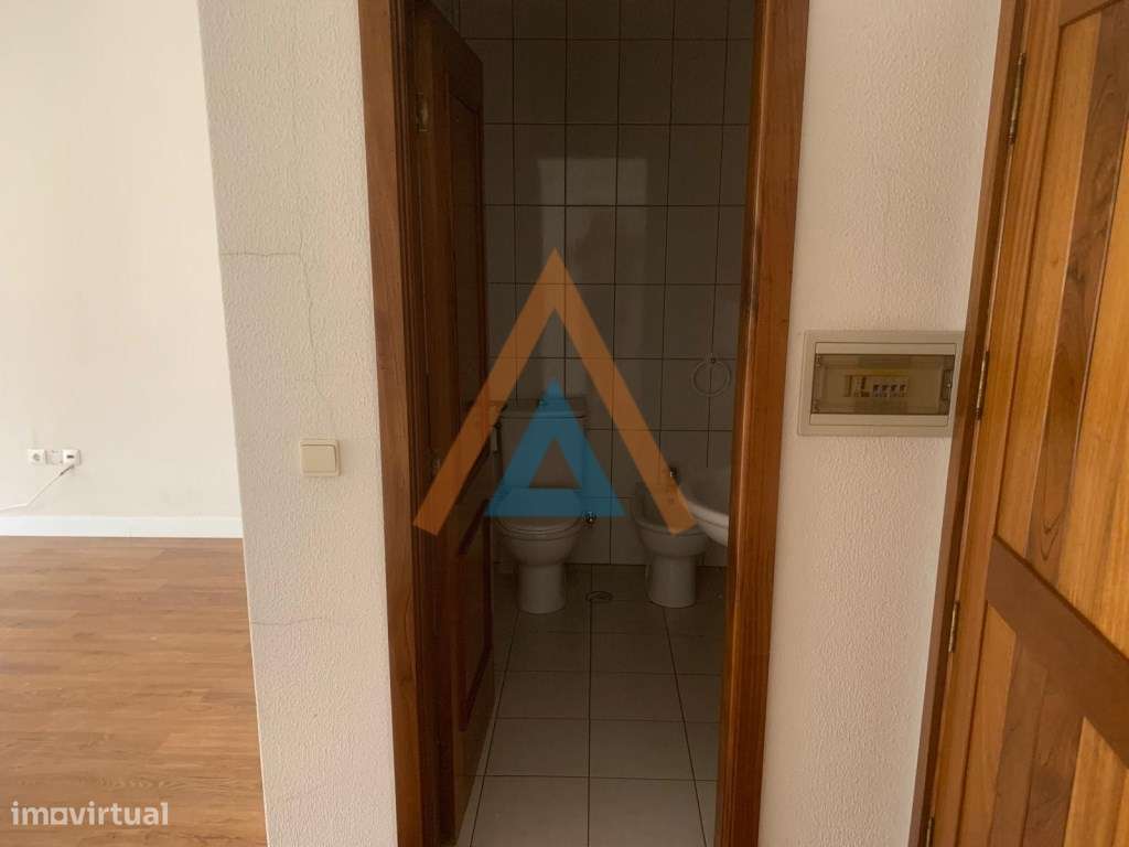 Escritório mesmo no centro da cidade da Feira - Grande imagem: 5/8